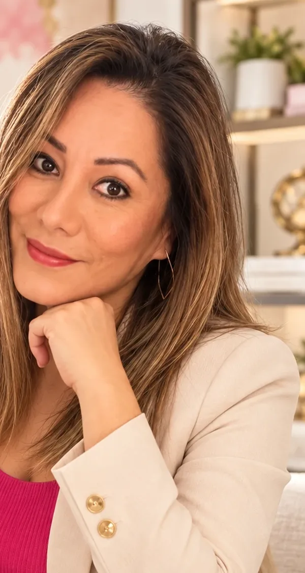 Vanessa Valle en su oficina